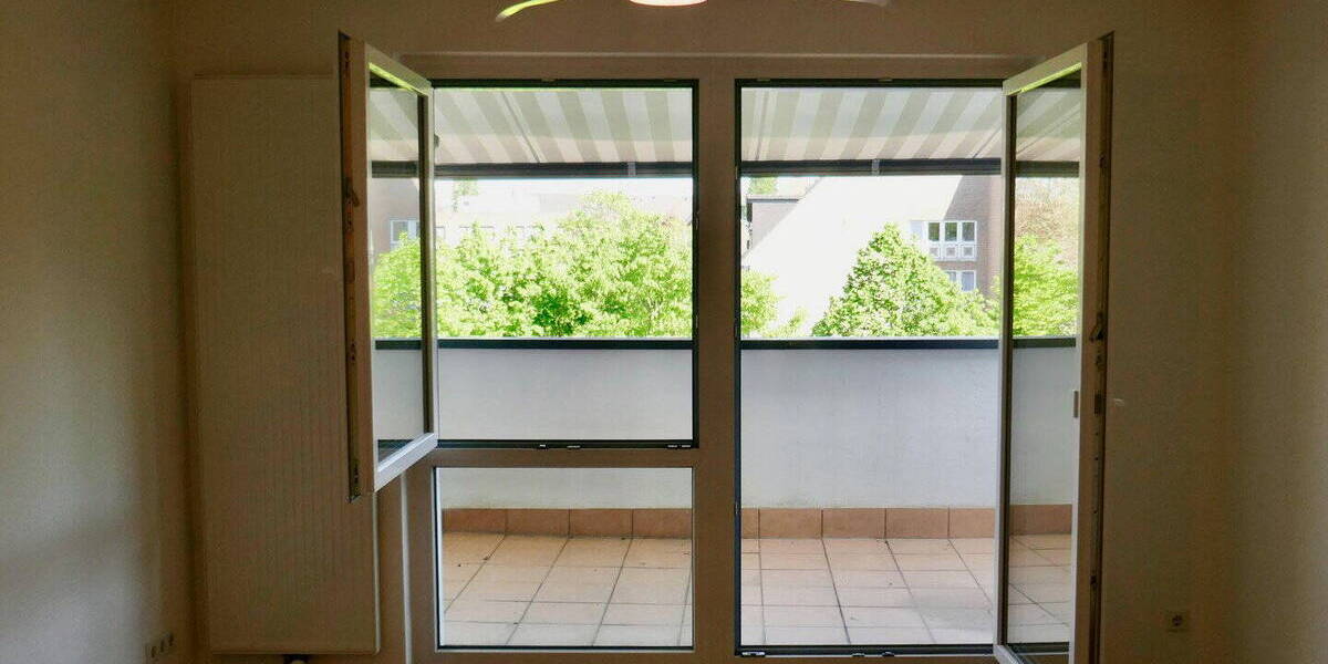 Etagenwohnung Düsseldorf Bilk - 3 Zimmer, 77 m&sup2;, 349.000&euro; | Angebot:26402212