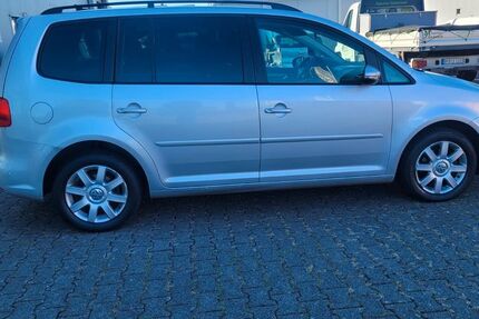 VW Touran 245.000 km 4.480 &euro; Erftstadt 50374