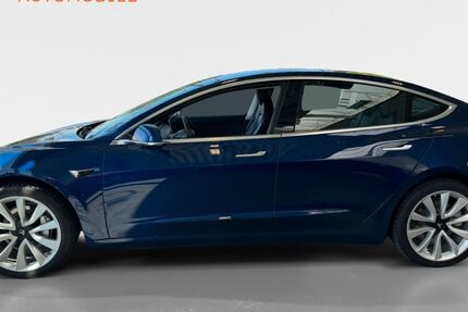 Tesla Model 3 122.147 km 18.990 &euro; Bedburg 50181