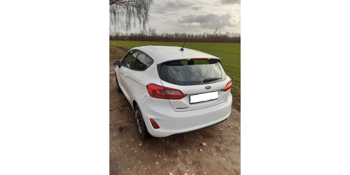 Ford Fiesta 92.700 km 7.100 &euro; Grevenbroich 41517