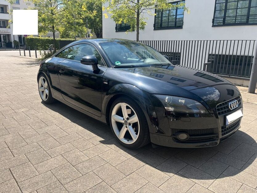 Audi TT 104.000 km 12.999 € Köln 50933