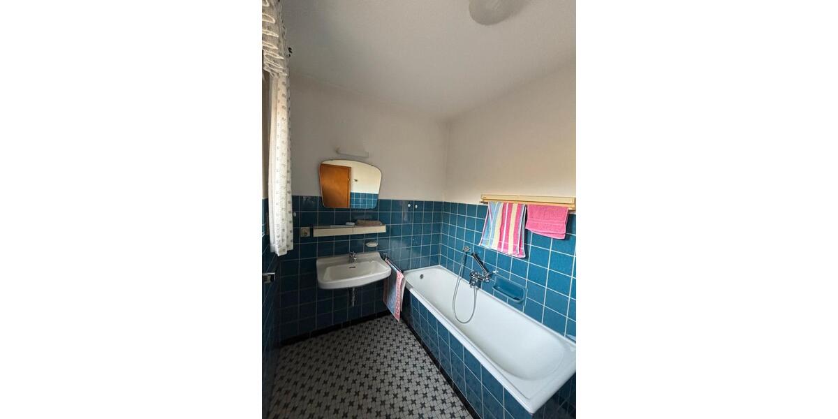 Doppelhaushälfte Bergheim - 7 Zimmer, 175 m&sup2;, 399.000&euro; | Angebot:24849589