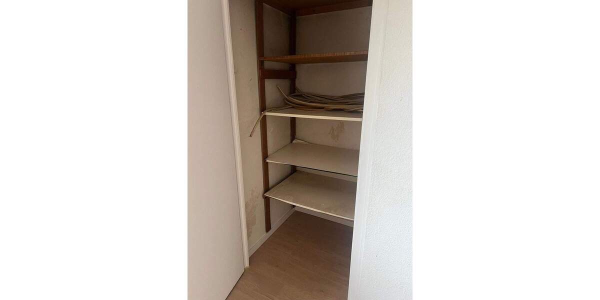 Etagenwohnung Neuss Furth-Mitte - 2 Zimmer, 52 m&sup2;, 468&euro; | Angebot:25705597