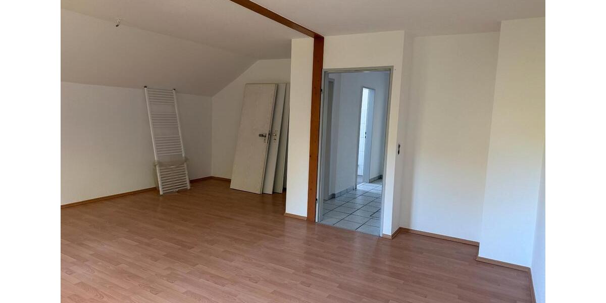Doppelhaushälfte Bergisch Gladbach Paffrath - 5 Zimmer, 195 m&sup2;, 2.400&euro; | Angebot:26322264
