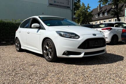 Ford Focus 196.000 km 8.500 &euro; Bergisch Gladbach 51465