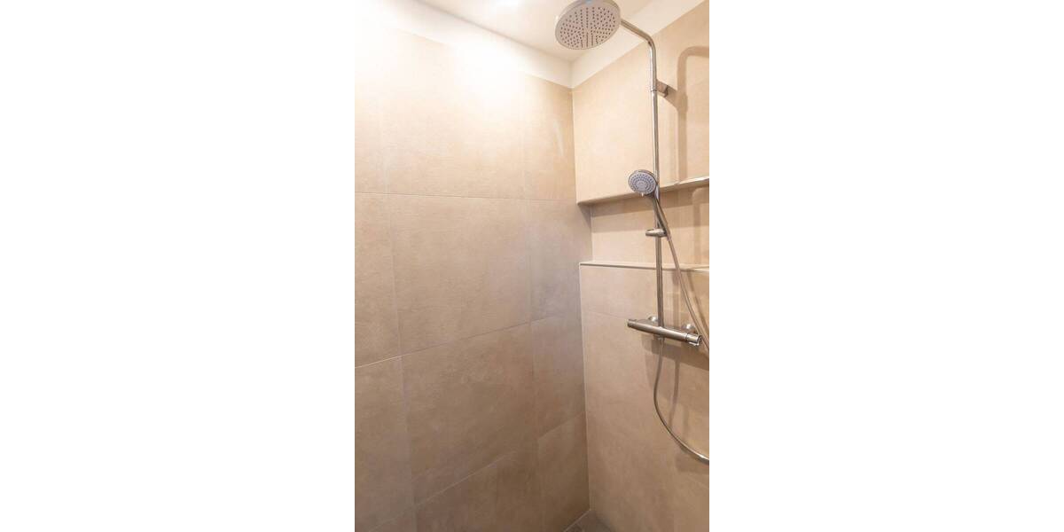 Doppelhaushälfte Neuss Reuschenberg - 4 Zimmer, 157 m&sup2;, 2.650&euro; | Angebot:26892236