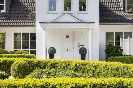 Haus zum Kaufen in Neuss 2.300.000 € 325 m² 8 zimmer