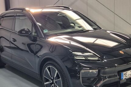 Porsche Macan 15.000 km 99.389 &euro; Haan 42781
