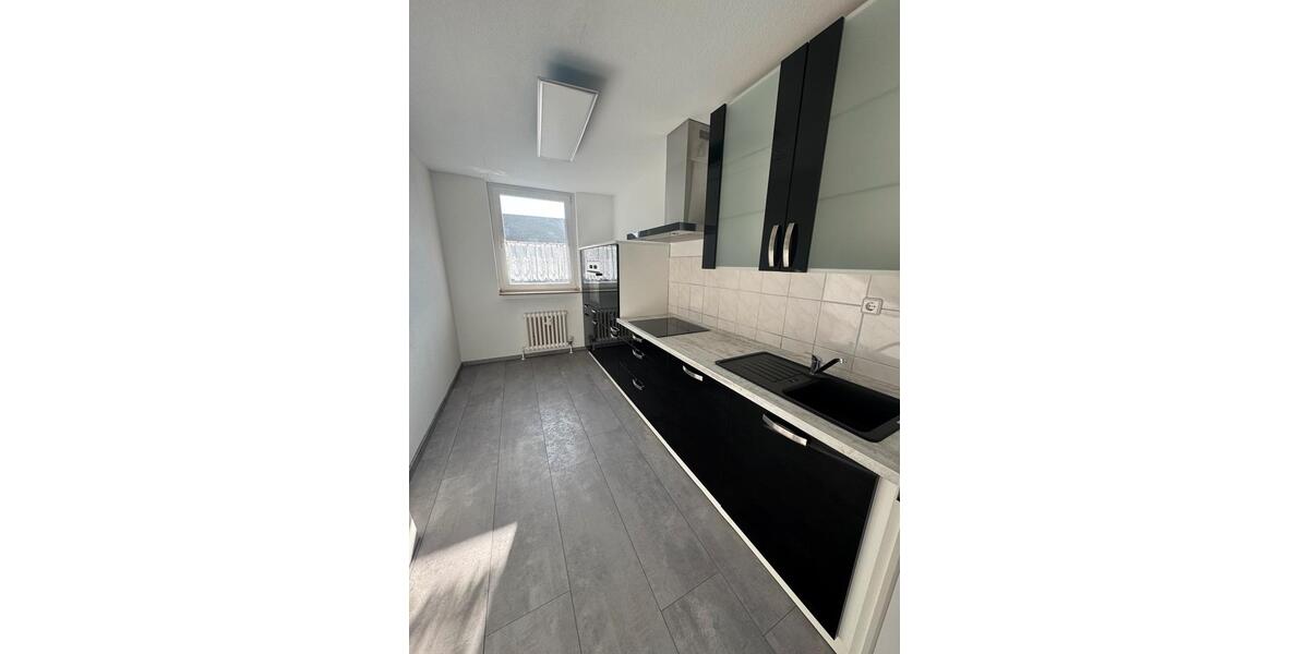 4-Zimmer-Wohnung in Bergisch Gladbach-Refrath zu vermieten 4 zimmer