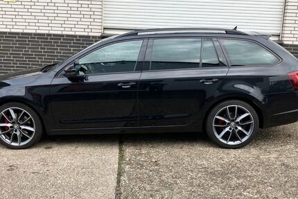 Skoda Octavia 181.811 km 13.990 &euro; Hilden 40721