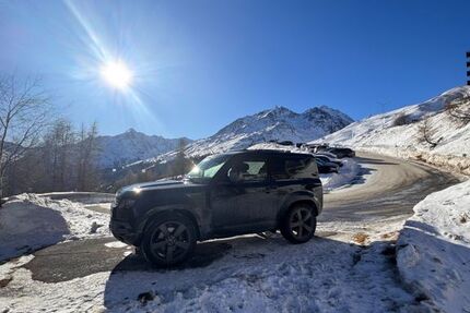 Land Rover Defender 25.000 km 109.980 € Leverkusen 51379