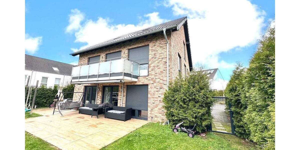 Einfamilienhaus Neuss Stadionviertel - 7 Zimmer, 255 m&sup2;, 998.000&euro; | Angebot:25687662