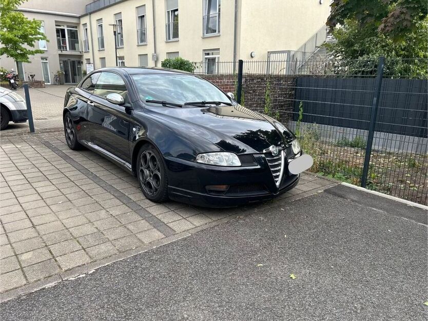 GT