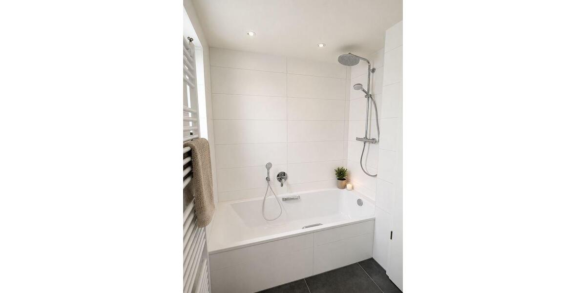 Etagenwohnung Bergisch Gladbach Gronau - 2 Zimmer, 64 m&sup2;, 1.800&euro; | Angebot:26532658