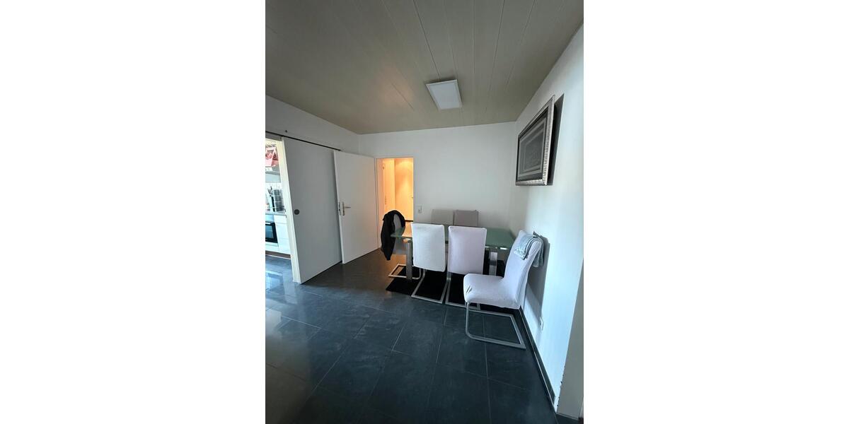 Dachgeschoßwohnung Remscheid Reinshagen - 3.5 Zimmer, 82 m&sup2;, 175.000&euro; | Angebot:26305537