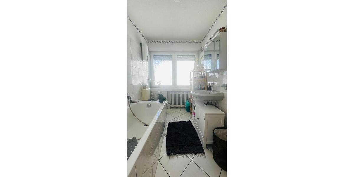 Dachgeschoßwohnung Köln Porz - 3 Zimmer, 80 m&sup2;, 244.000&euro; | Angebot:26762715