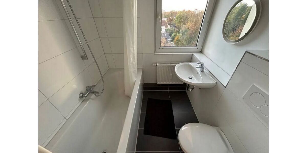 2-Zimmer-Wohnung mit Balkon im 6. OG - Köln-Weiden - Etagenwohnung Köln Lindenthal | Angebot:25647380