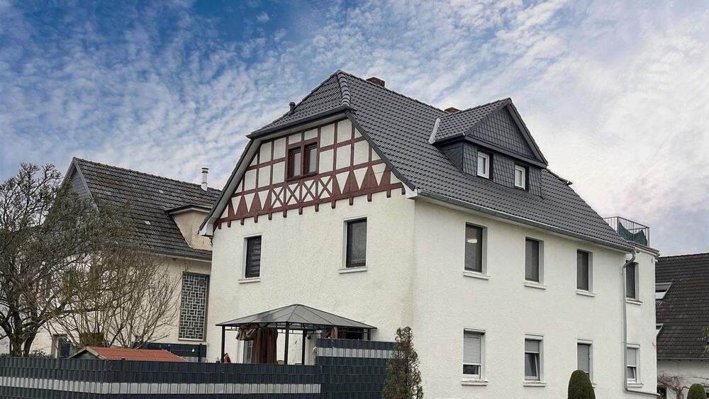 Familien sind hier willkommen! Gepflegte Wohnung mit Balkon in Rösrath 3 zimmer