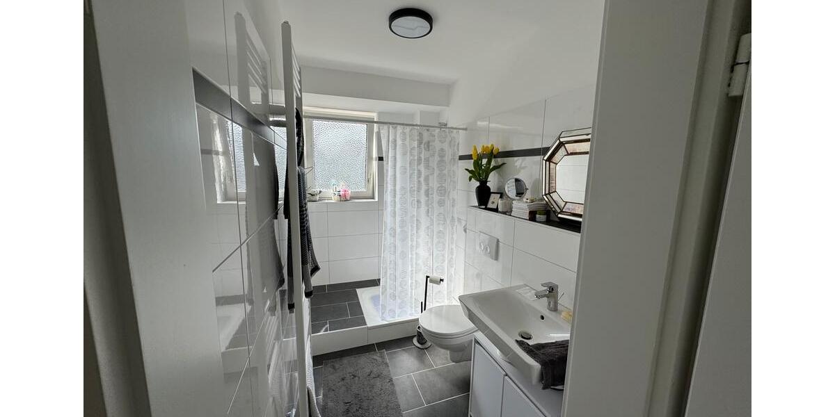 Helle freundliche 1,5 Zi. Mietwohnung im Büttgener Zentrum 1.5 zimmer