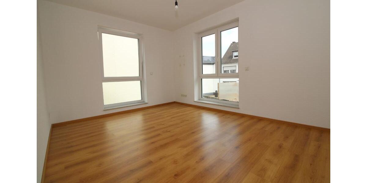 Schicke 3-Zimmer Wohnung (EG) mit offener Küche zu vermieten! 3 zimmer