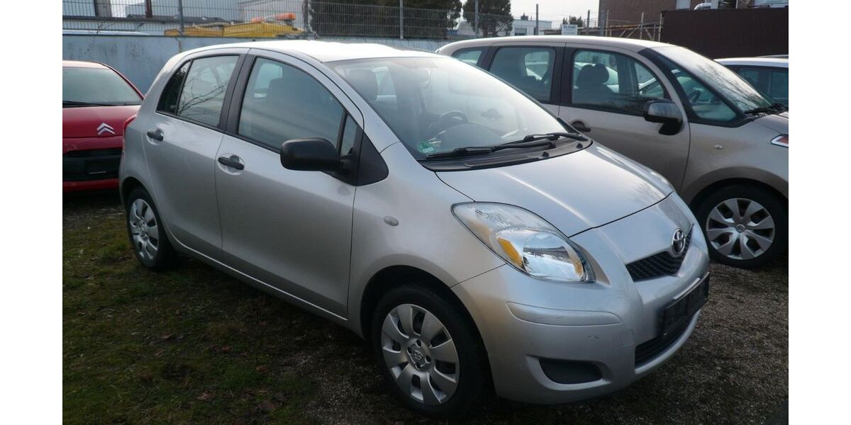 Toyota Yaris 199.443 km 2.390 &euro; Köln 51149