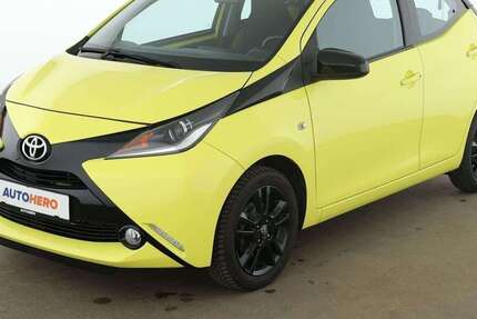 Toyota Aygo 15.772 km 9.750 &euro; Köln 50739
