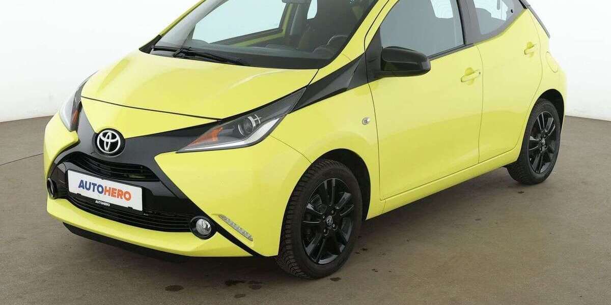 Toyota Aygo 15.772 km 9.750 &euro; Köln 50739