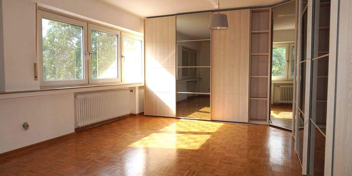 Sonne bis zum Abend auf der Terrasse - viel Platz zum Leben & neue Hybridheizung in Lev. - Opladen! 5 zimmer