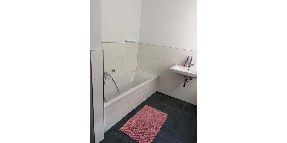 Noch frei - Barrierefreie 3-Zimmer-Erdgeschosswohnung mit Garten und Tiefgaragenstellplatz 3 zimmer