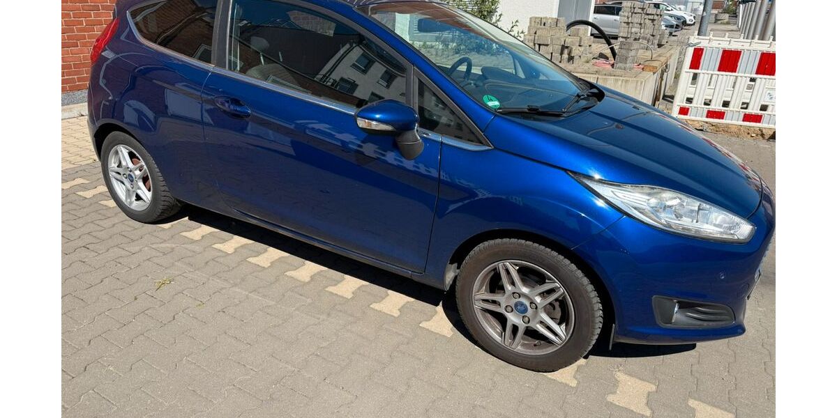 Ford Fiesta 152.451 km 3.990 &euro; Hilden 40723