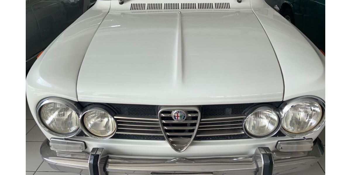 Alfa Romeo Giulia 75.396 km 24.900 &euro; Düsseldorf 40591