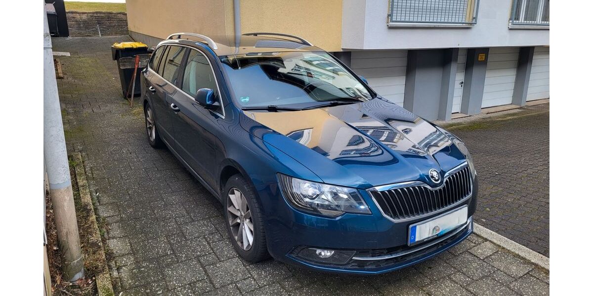 Skoda Superb 131.015 km 10.990 &euro; Wermelskirchen 42929