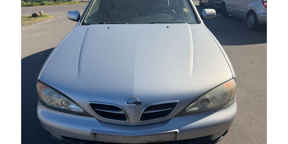 Nissan Primera 160.000 km 950 &euro; Köln/Poll 51105