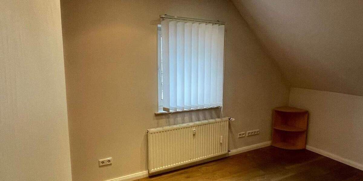 Gewerbeobjekt Neuss Furth-Mitte - 5 Zimmer, 91 m&sup2;, 1.795&euro; | Angebot:25726396