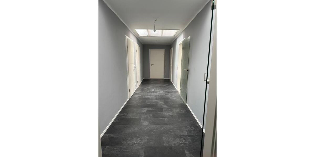 Bungalow Remscheid Remscheid-Süd - 3 Zimmer, 130 m&sup2;, 1.800&euro; | Angebot:26126579