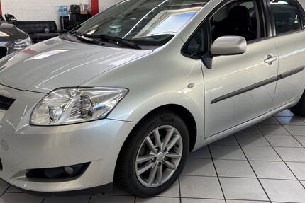 Toyota Auris 130.000 km 6.990 &euro; Leverkusen 51371