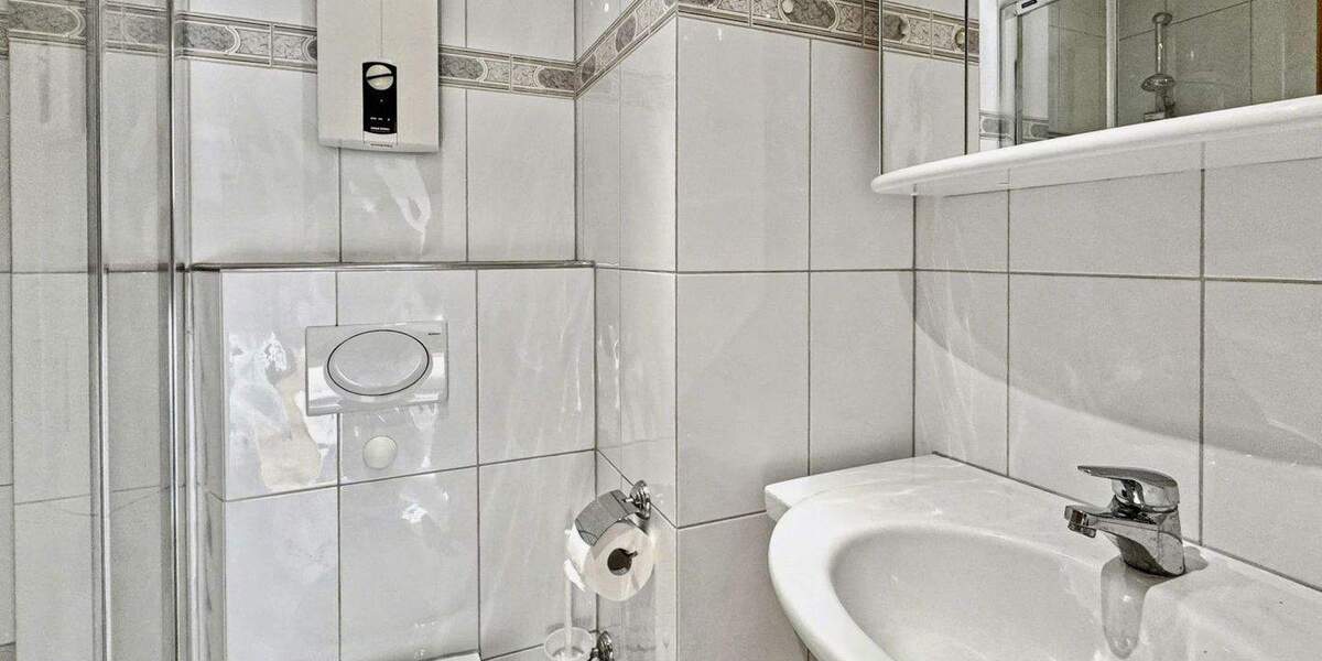 Reihenmittelhaus Erkrath Hochdahl - 6 Zimmer, 118 m&sup2;, 350.000&euro; | Angebot:25717644