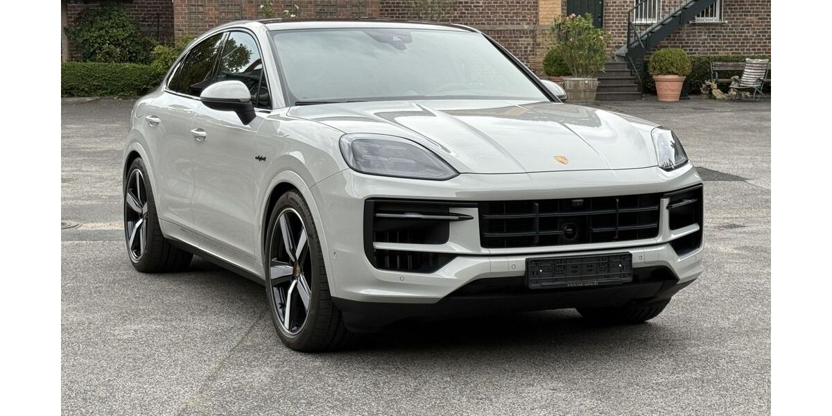 Porsche Cayenne 10.900 km 124.790 &euro; Frechen (bei Köln) 50226