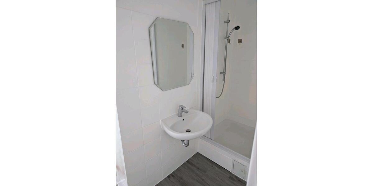 Erdgeschoßwohnung Bergheim - 2 Zimmer, 40 m&sup2;, 870&euro; | Angebot:26351652