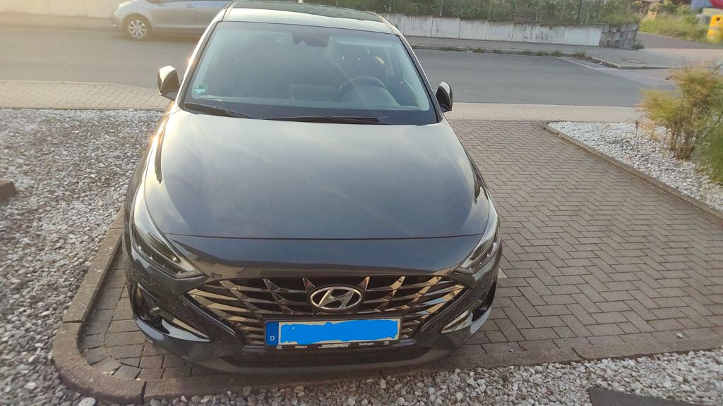 Hyundai i30 31.483 km 18.800 &euro; Haan 42781