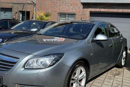 Opel Insignia 131.600 km 4.500 &euro; Solingen 42651