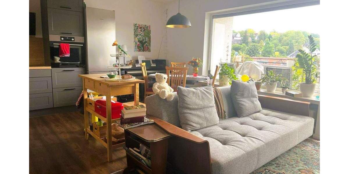 Attraktive Eigentumswohnung mit Aussicht - im Zentrum von Bergisch Gladbach 3 zimmer