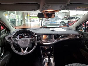 Opel Astra Elegance Navi Keyless Park&Go Klimaautom. Wi 25.902 km 20.880 € HAAN 42781