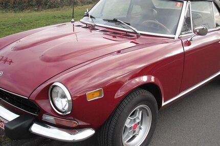 Fiat 124 Spider 100.000 km 11.800 € Hürth 50354