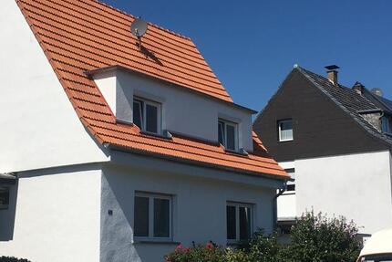 Haus Köln Mülheim - 5 Zimmer, 160 m&sup2;, 2.720&euro; | Angebot:25595854