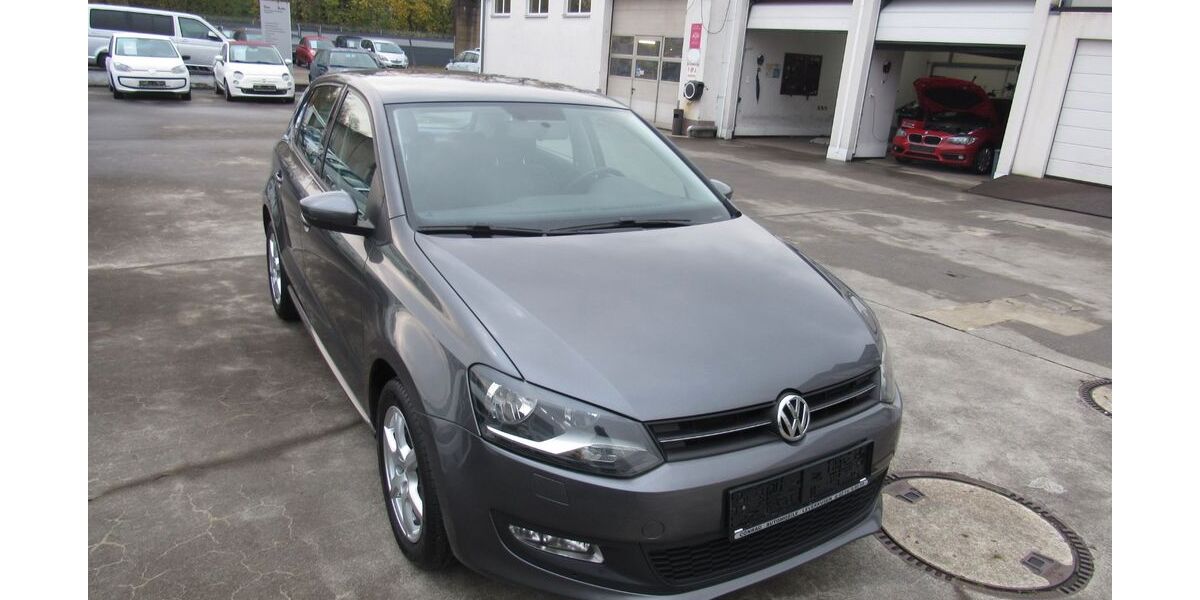 VW Polo 174.500 km 5.500 &euro; Leverkusen 51371