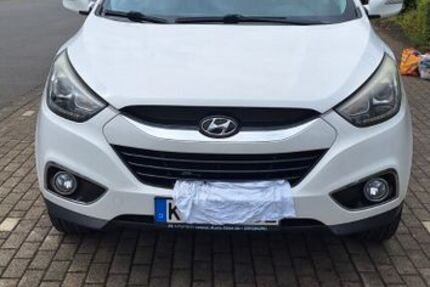 Hyundai ix35 124.500 km 9.299 € Köln 51147