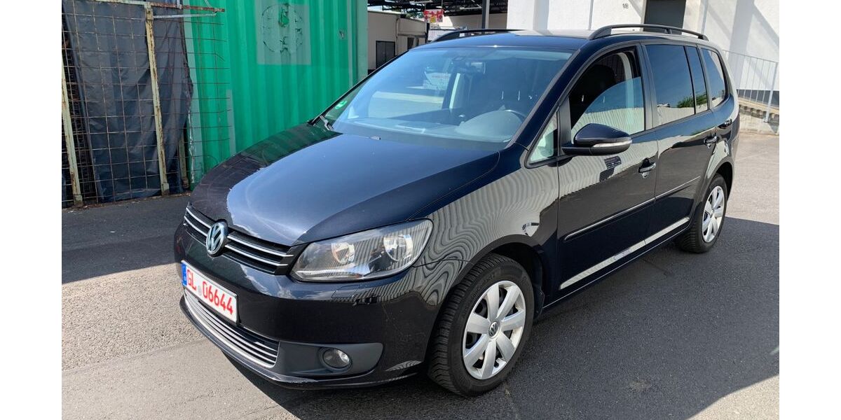 VW Touran 196.000 km 7.399 &euro; Bergisch Gladbach 51465