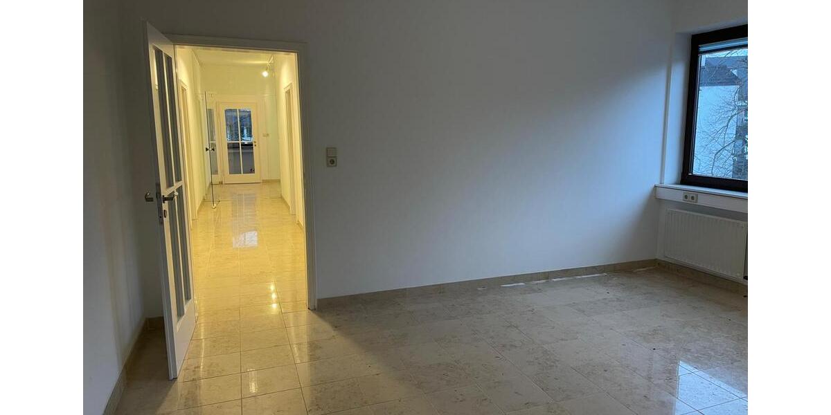 Gewerbeobjekt Köln Rodenkirchen - 15&euro; | Angebot:26202352