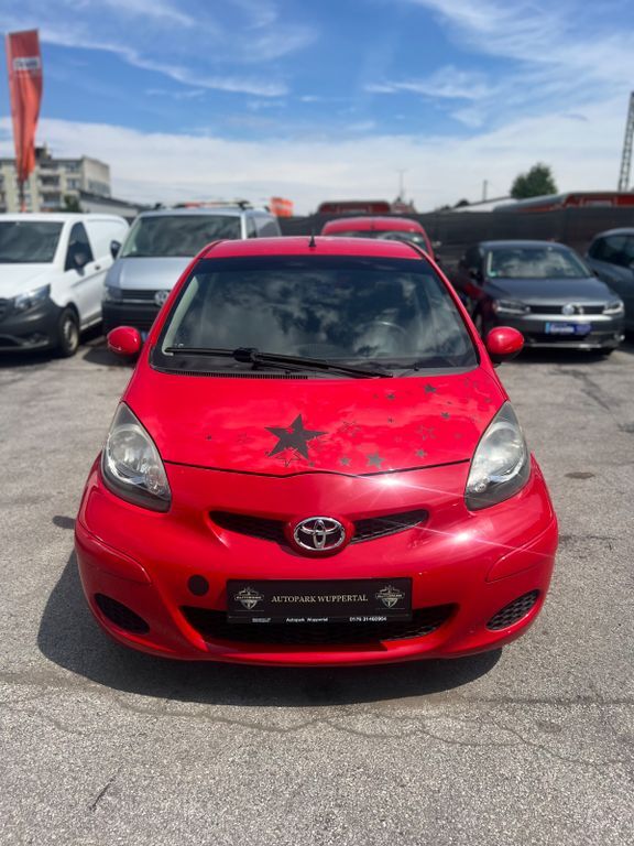 Aygo (X)